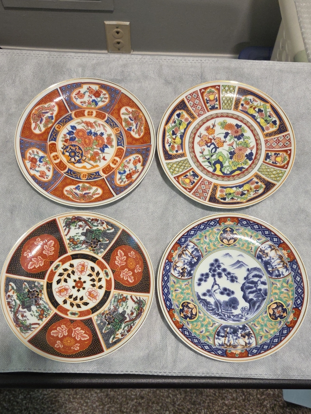 Imari Ware Floral Hand Painted Japanese Porcelain Wall Plates- 4